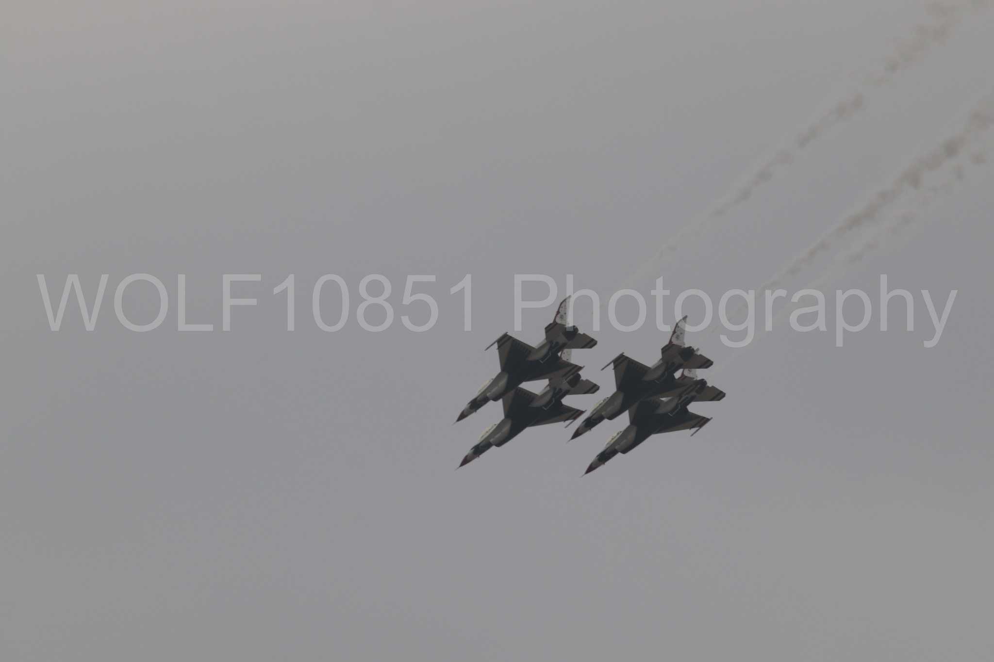 Aviation photography by WOLF10851 featuring F-16 Fighting Falcon, Thunderbirds, Red White and Blue, California Capital Airshow 2024.