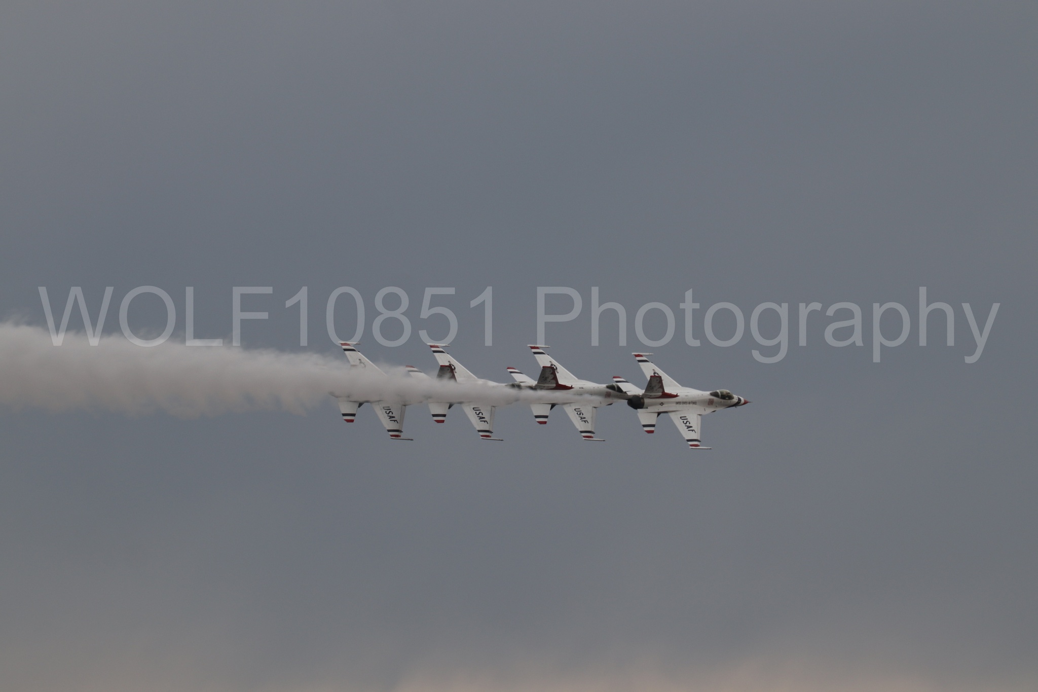 Aviation photography by WOLF10851 featuring F-16 Fighting Falcon, Thunderbirds, Red White and Blue.