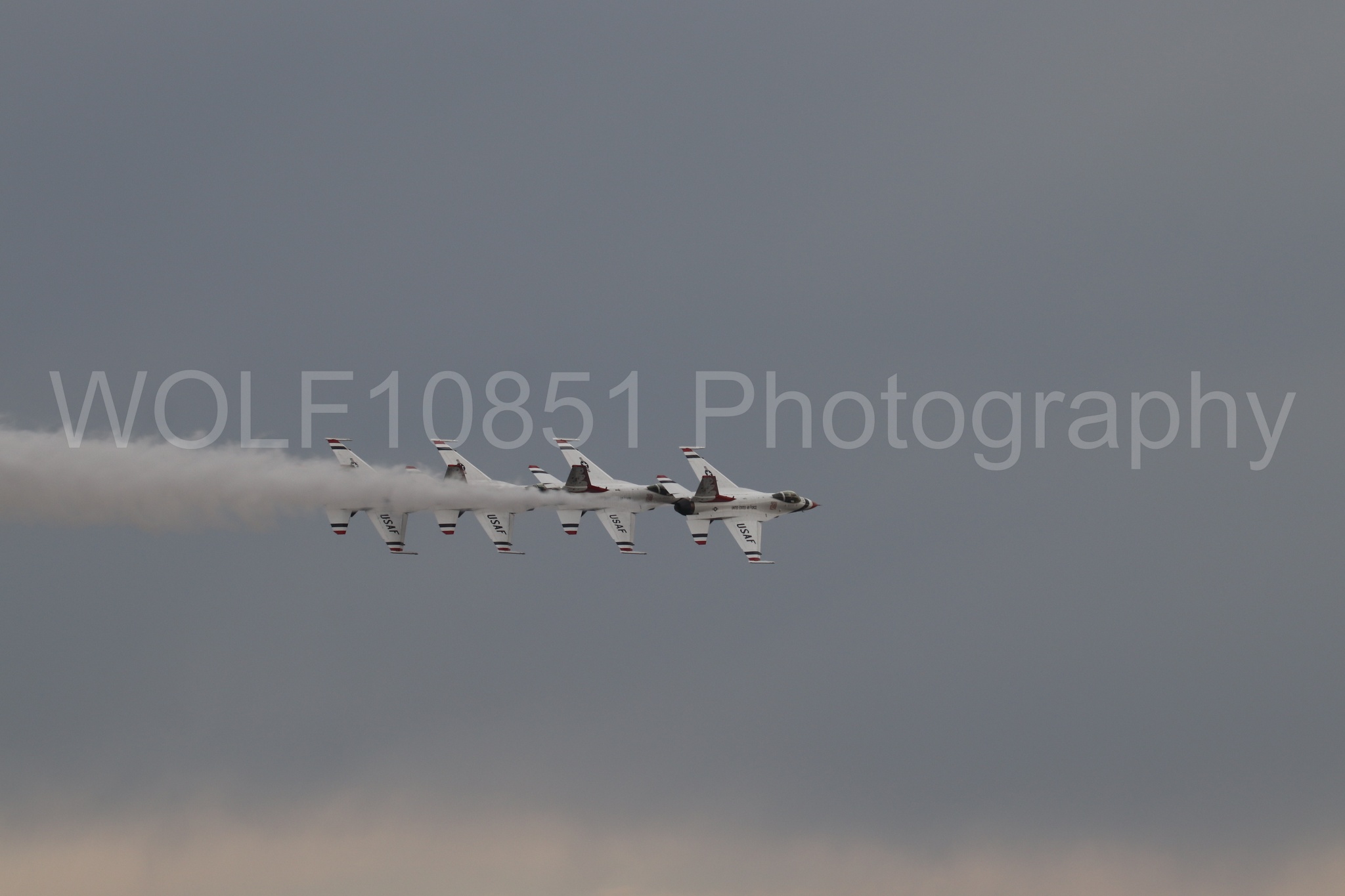 Aviation photography by WOLF10851 featuring F-16 Fighting Falcon, Thunderbirds, Red White and Blue.