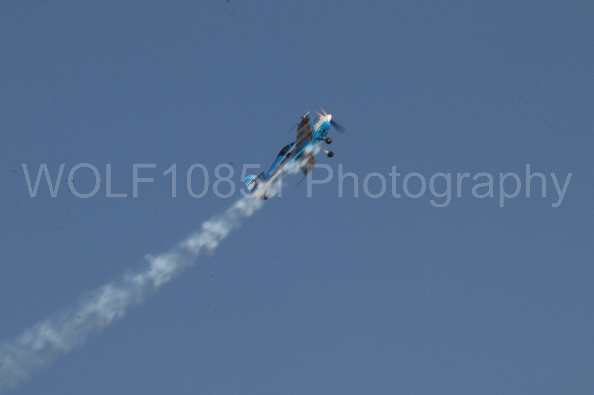 Aviation photography by WOLF10851 featuring Sukhoi West Demo Team, SU-26.
