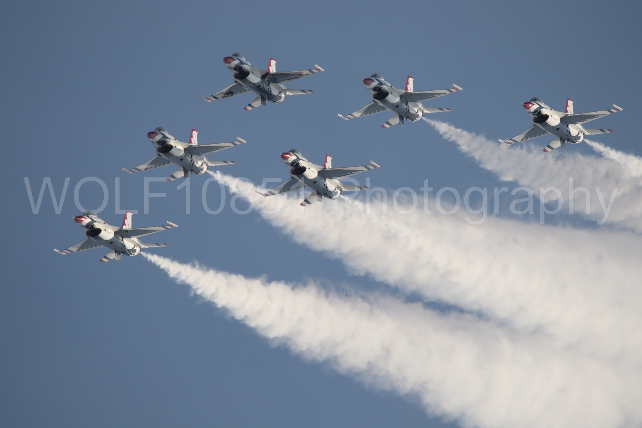 Aviation photography by WOLF10851 featuring F-16 Fighting Falcon, Thunderbirds, Red White and Blue, Featured, Hero.