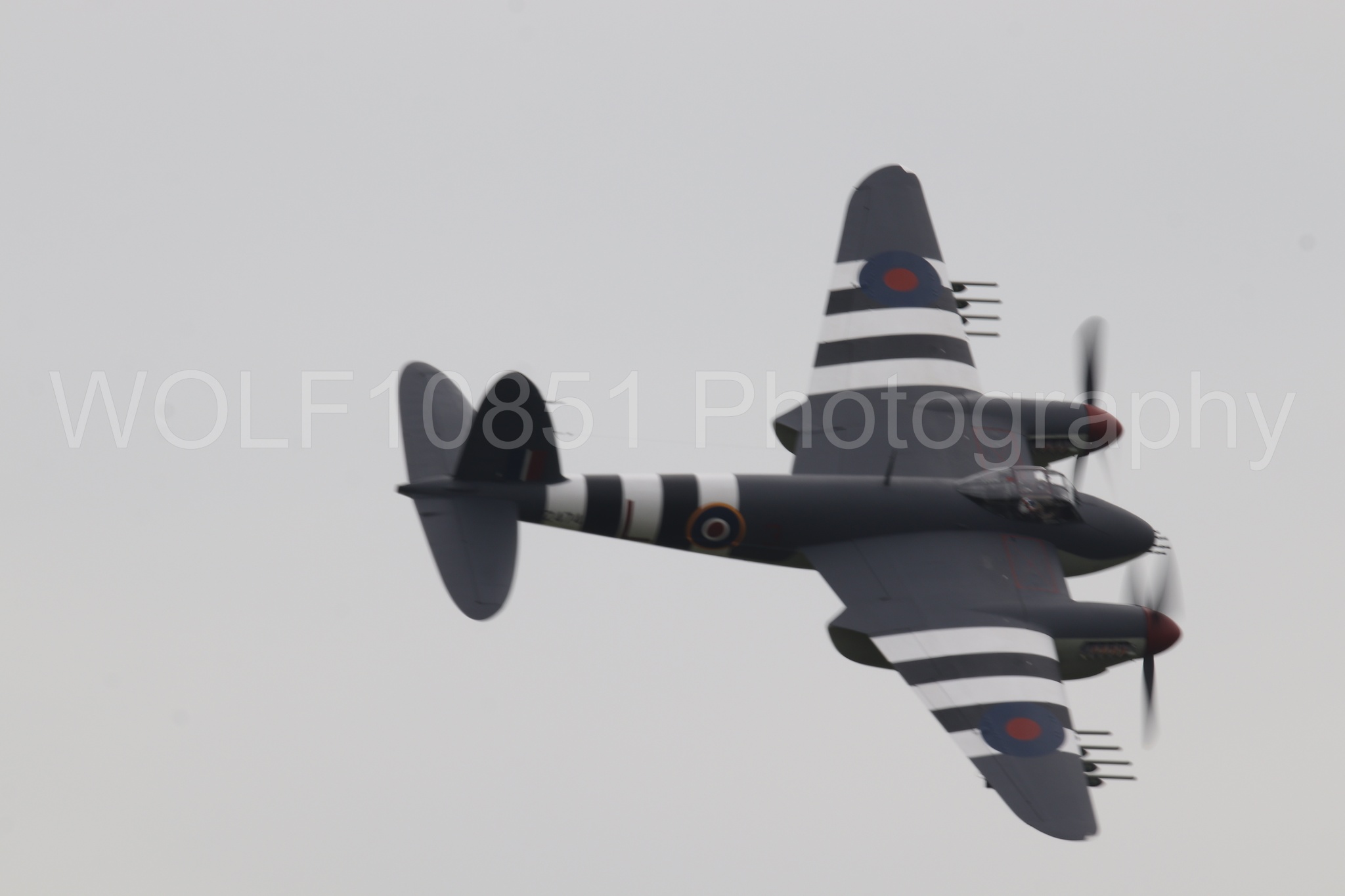 Aviation photography by WOLF10851 featuring California Capital Airshow 2025, de Havilland DH.98 Mosquito.