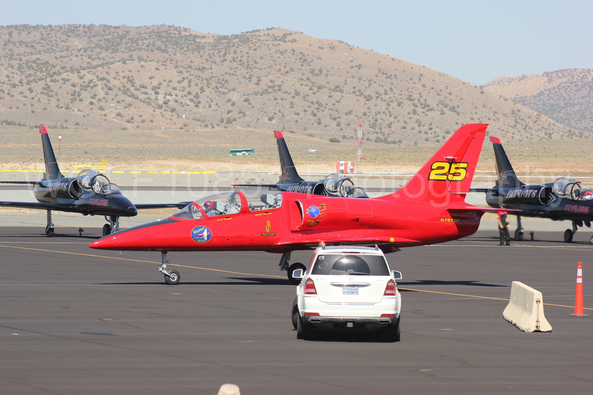 Aviation photography by WOLF10851 featuring L-39 Albatros, Reno Air Races 2013.