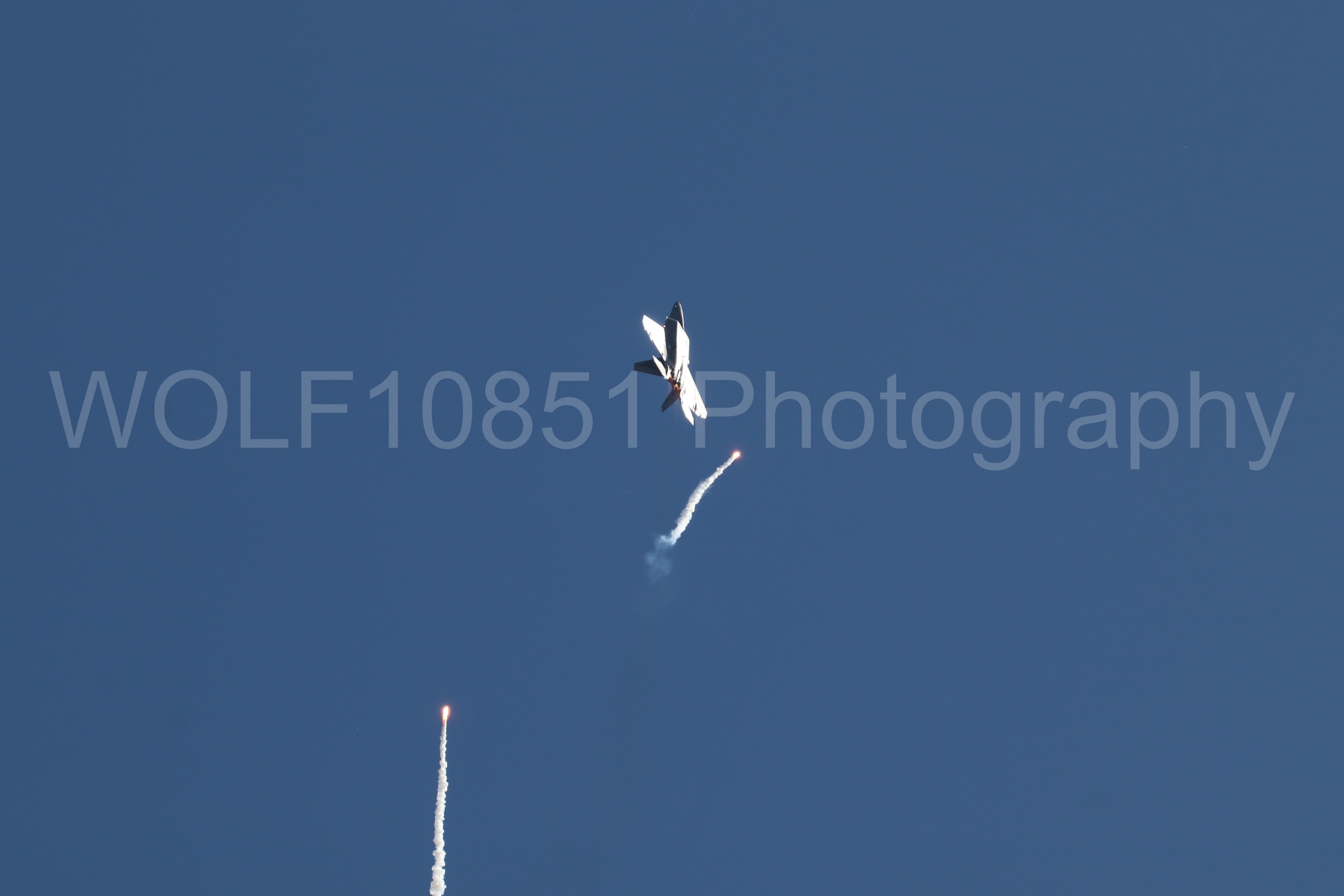Aviation photography by WOLF10851 featuring F-22 Raptor, Raptor Demo Team, Wings Over Solano 2024, Flares.