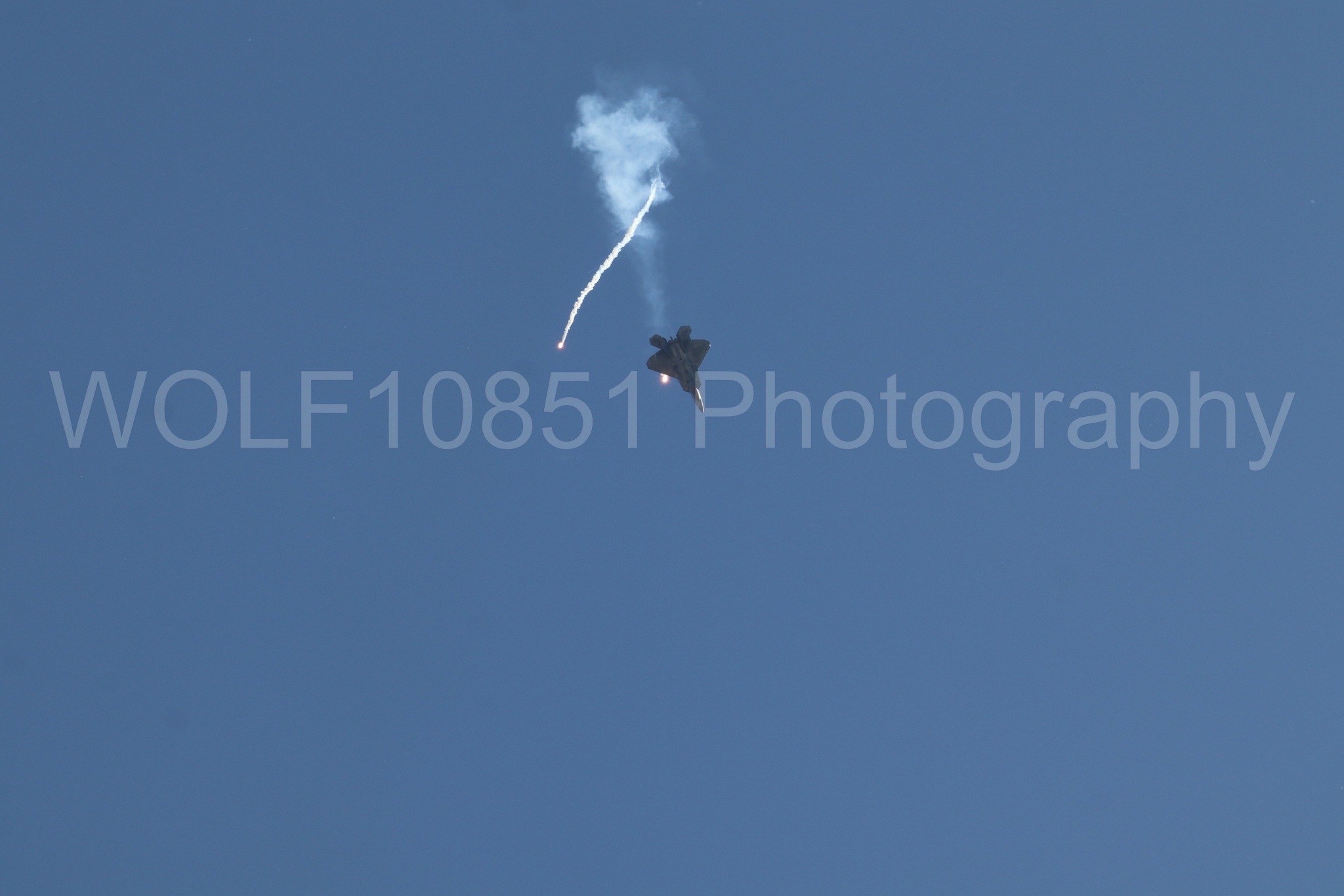Aviation photography by WOLF10851 featuring F-22 Raptor, Raptor Demo Team, Wings Over Solano 2024, Flares.