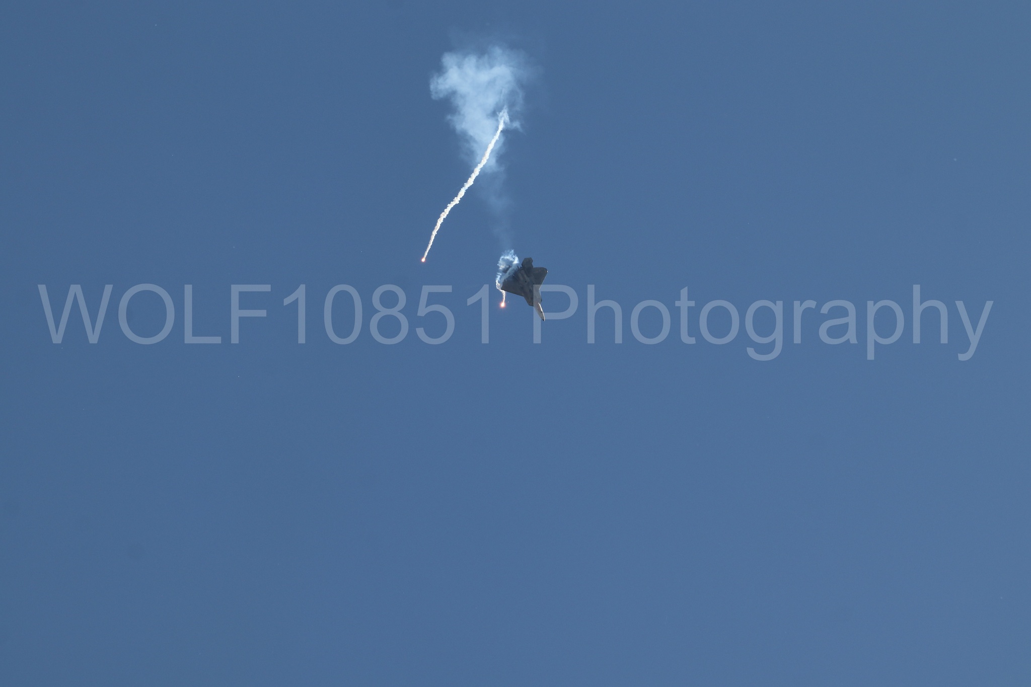 Aviation photography by WOLF10851 featuring F-22 Raptor, Raptor Demo Team, Wings Over Solano 2024, Flares.