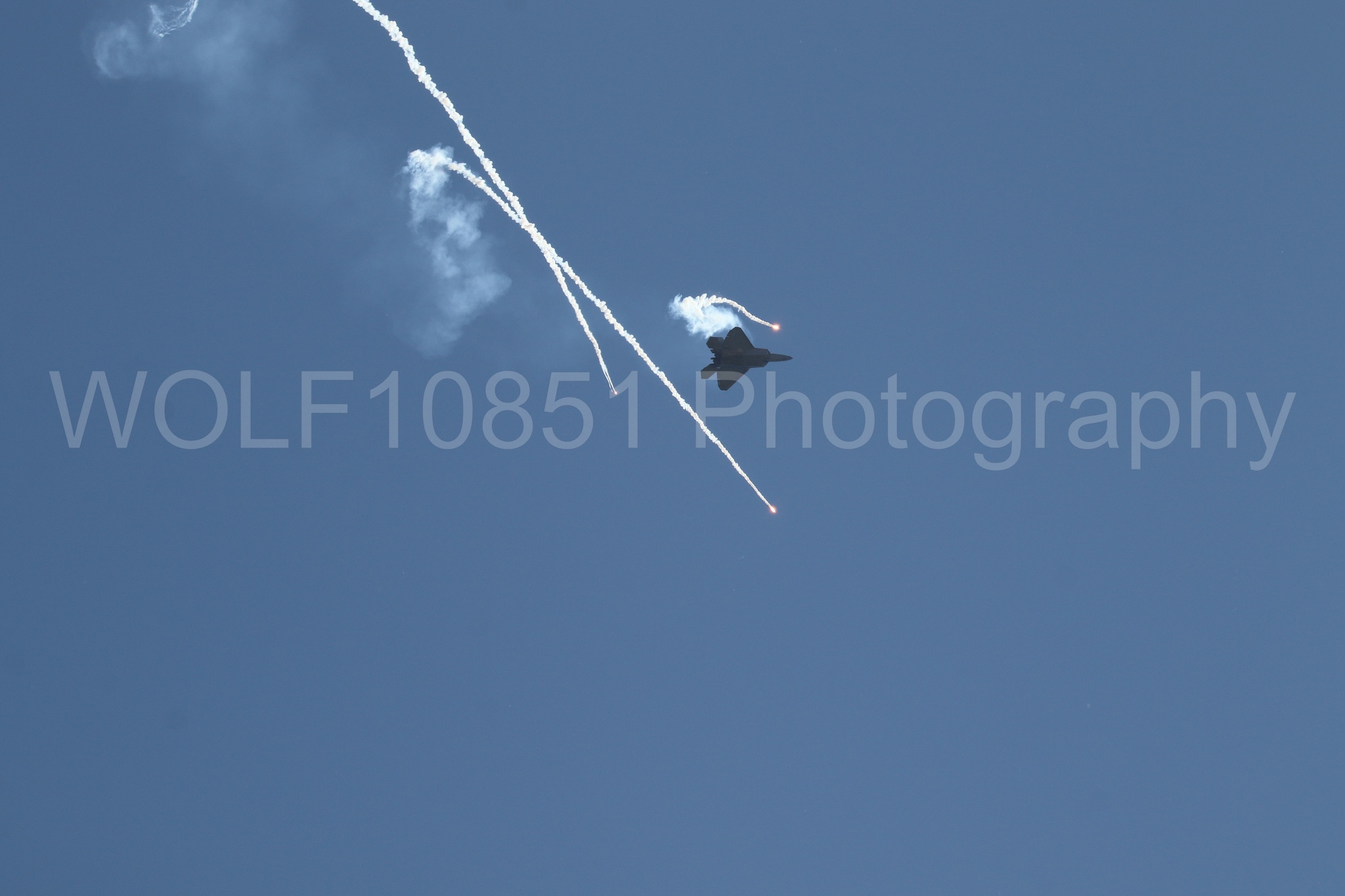 Aviation photography by WOLF10851 featuring F-22 Raptor, Raptor Demo Team, Wings Over Solano 2024, Flares.