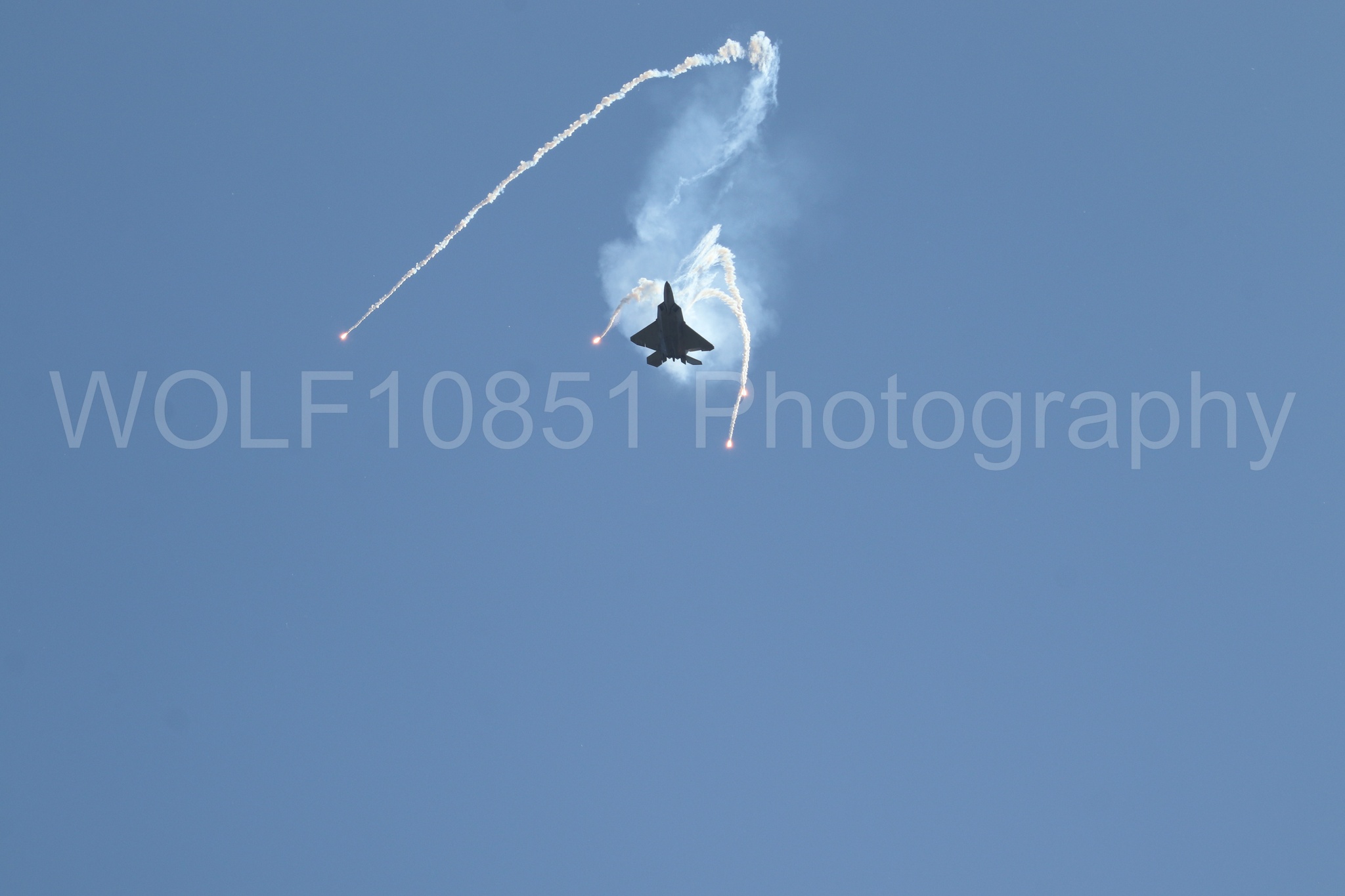 Aviation photography by WOLF10851 featuring F-22 Raptor, Raptor Demo Team, Wings Over Solano 2024, Flares.