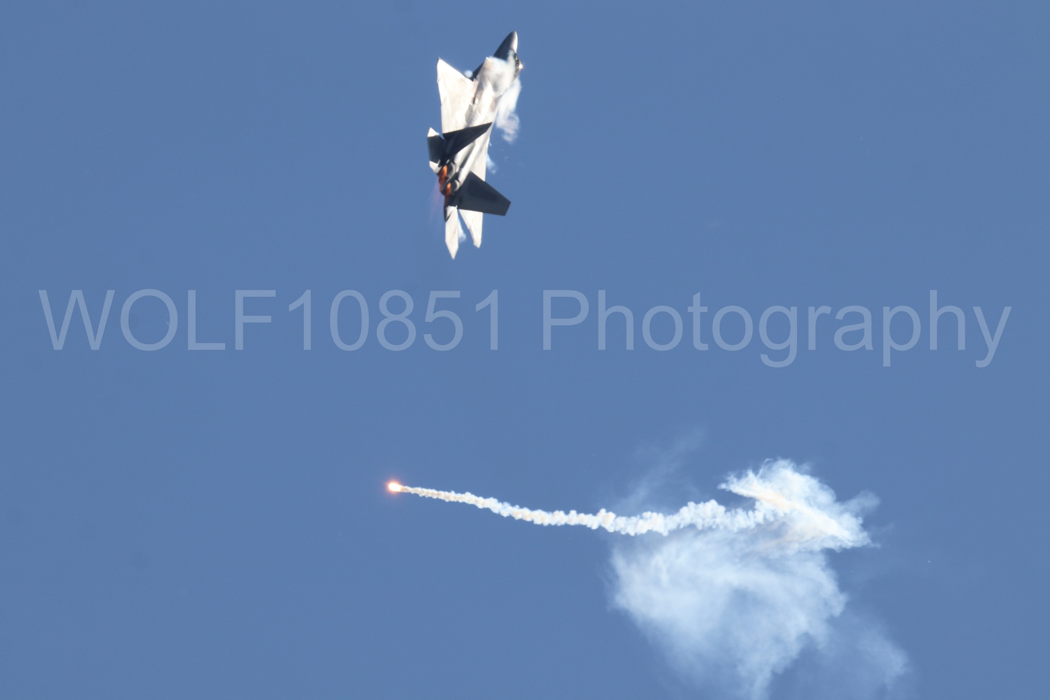 Aviation photography by WOLF10851 featuring F-22 Raptor, Raptor Demo Team, Wings Over Solano 2024, Flares.