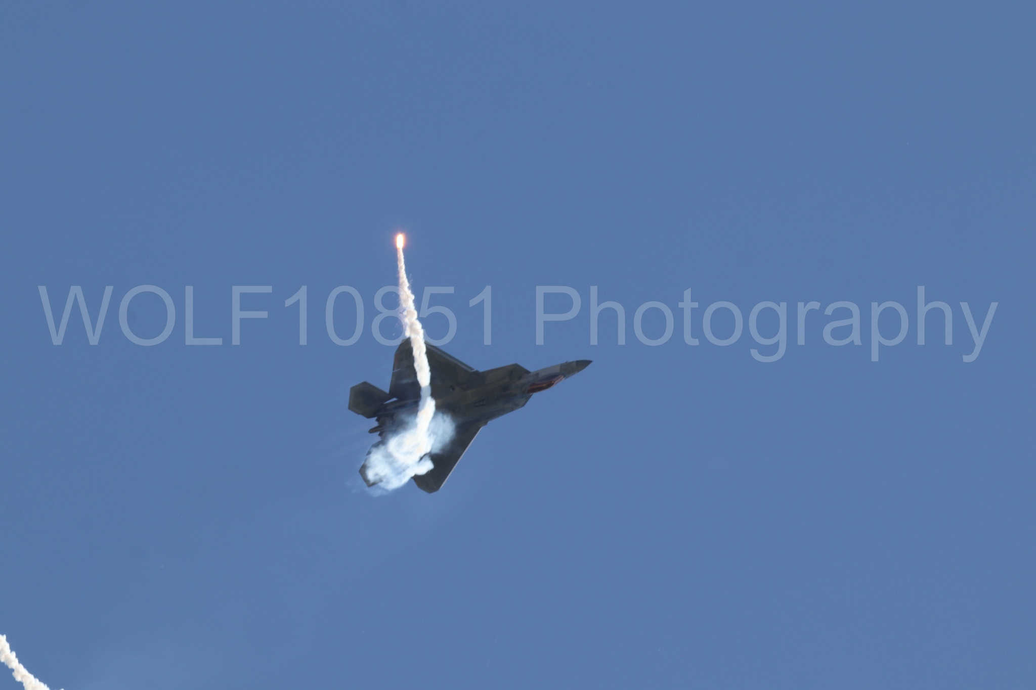 Aviation photography by WOLF10851 featuring F-22 Raptor, Raptor Demo Team, Wings Over Solano 2024, Flares.