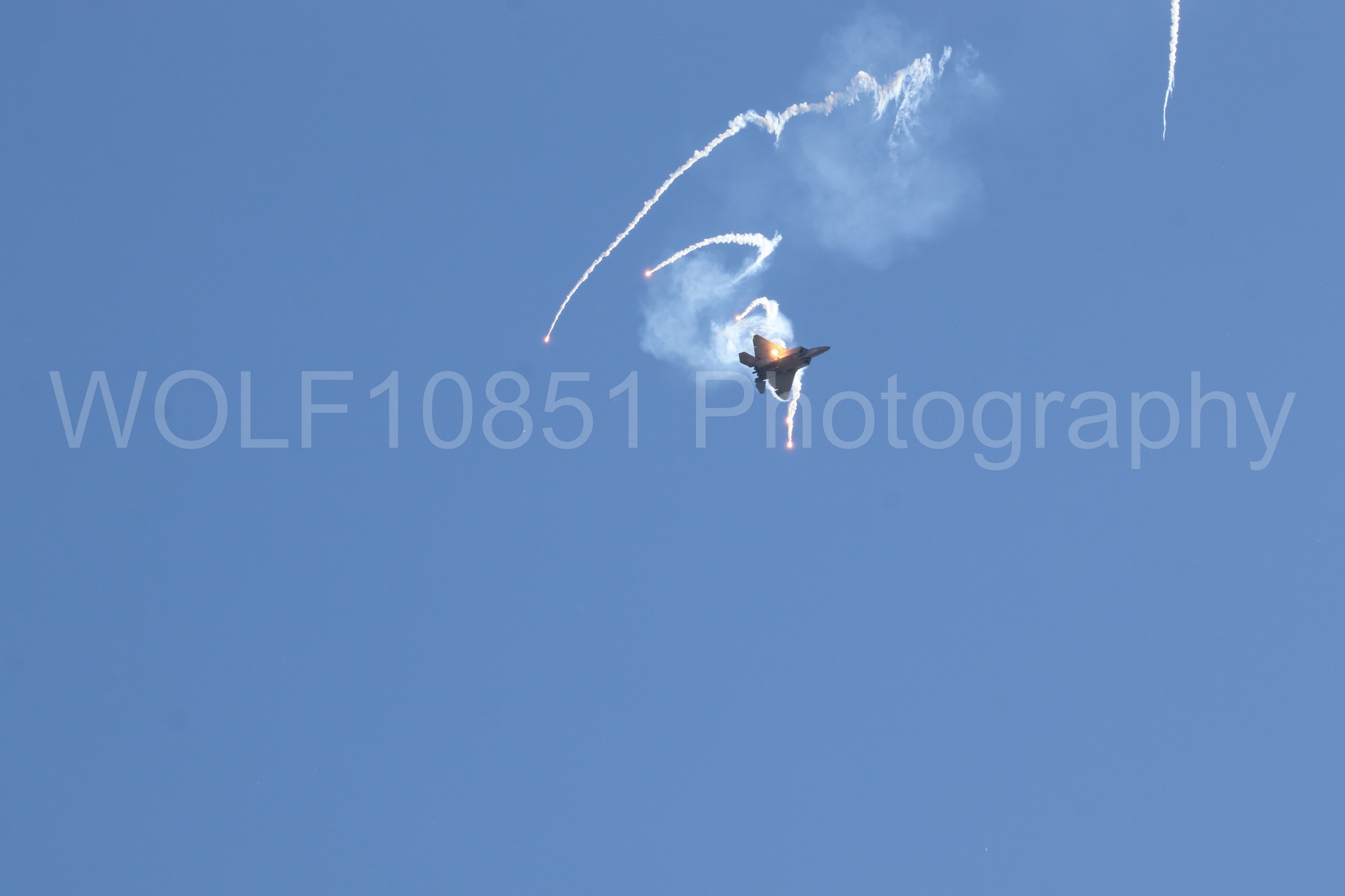 Aviation photography by WOLF10851 featuring F-22 Raptor, Raptor Demo Team, Wings Over Solano 2024, Flares.