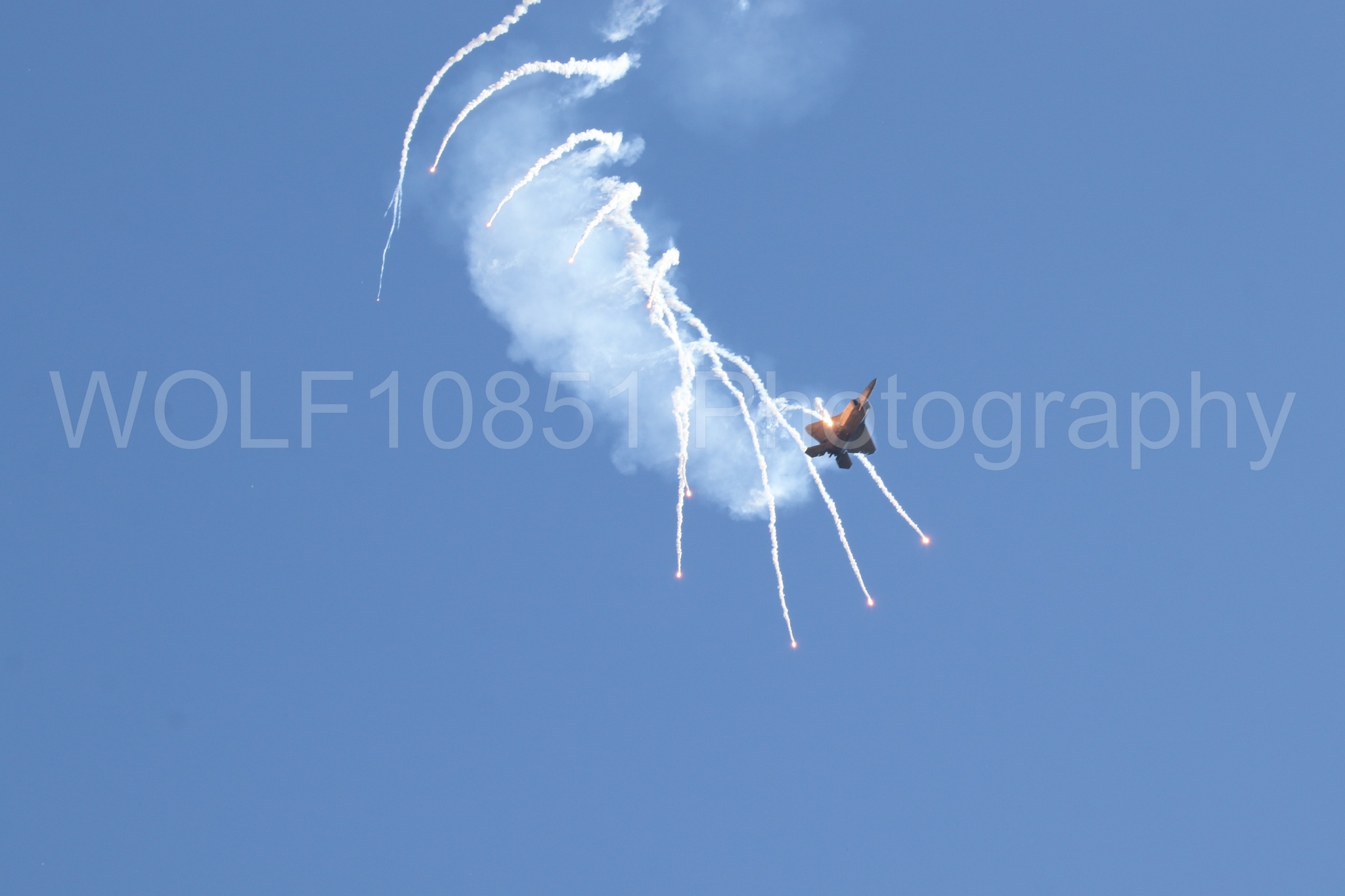 Aviation photography by WOLF10851 featuring F-22 Raptor, Raptor Demo Team, Wings Over Solano 2024, Flares.