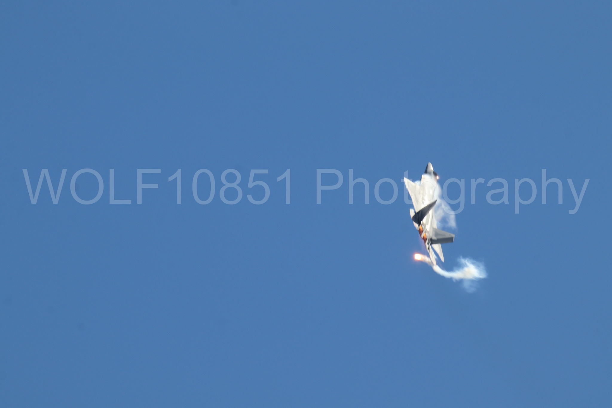 Aviation photography by WOLF10851 featuring F-22 Raptor, Raptor Demo Team, Wings Over Solano 2024, Flares.