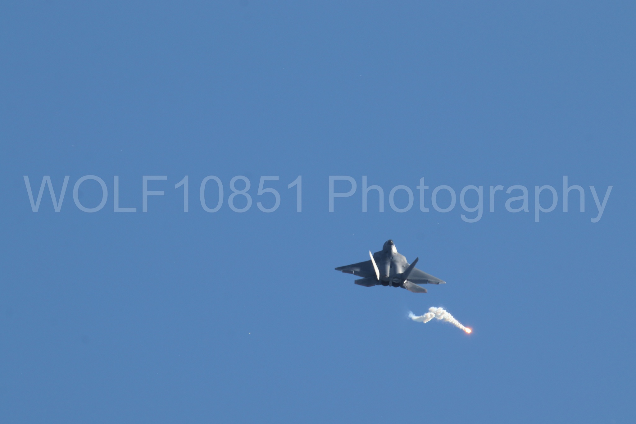 Aviation photography by WOLF10851 featuring F-22 Raptor, Raptor Demo Team, Wings Over Solano 2024, Flares.