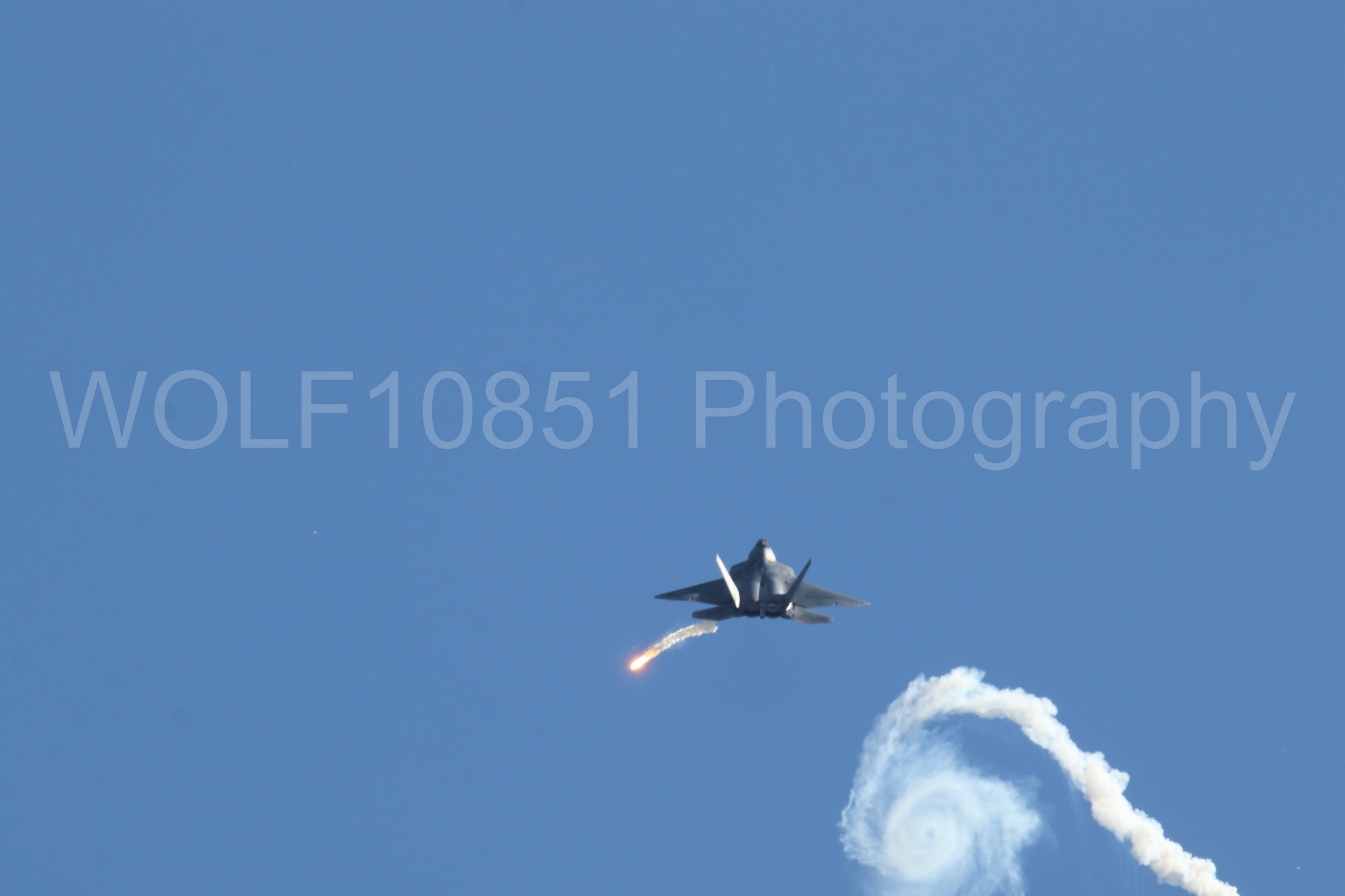 Aviation photography by WOLF10851 featuring F-22 Raptor, Raptor Demo Team, Wings Over Solano 2024, Flares.