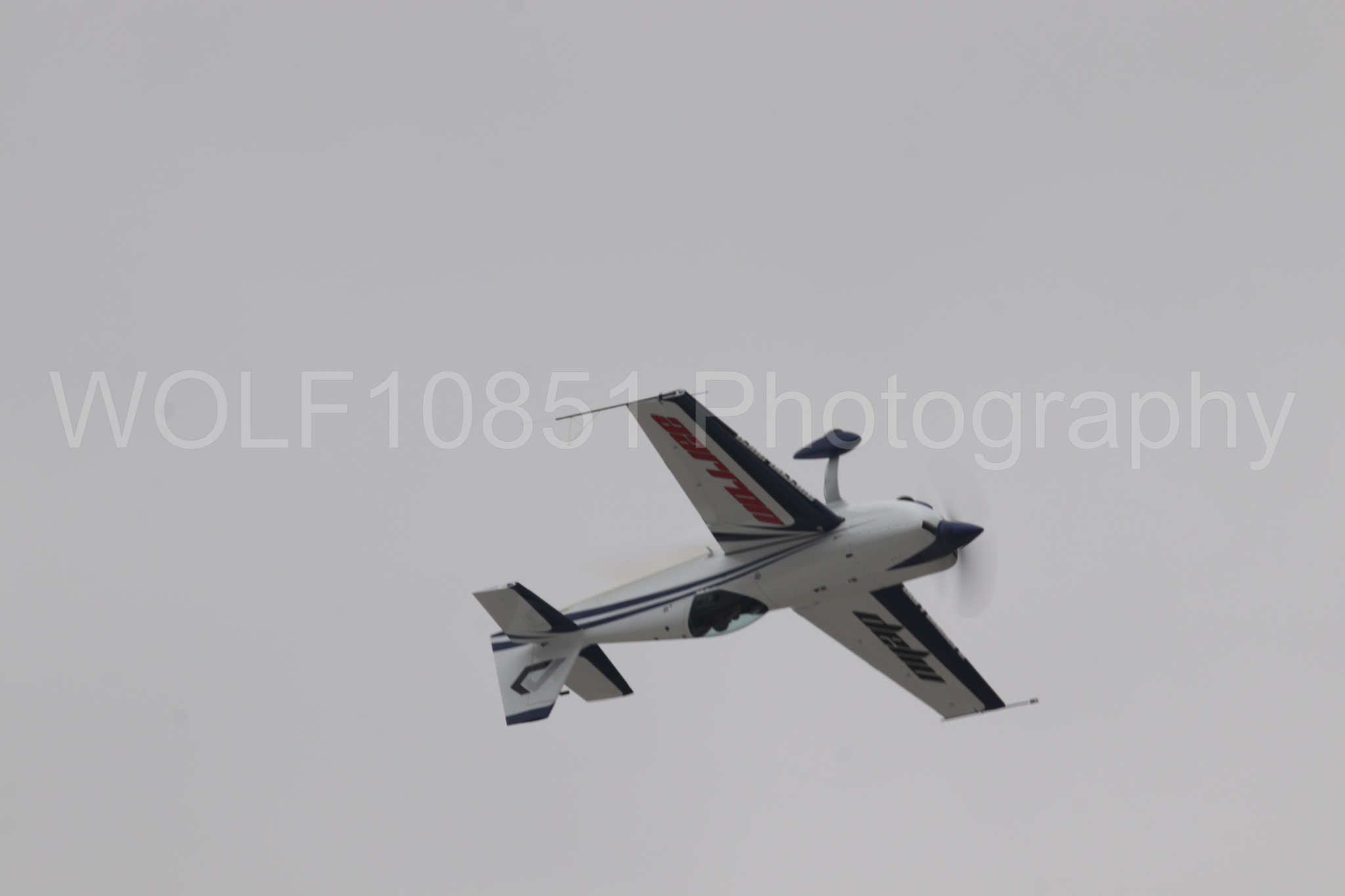 Extra 330 SC | Aarron Deliu | WOLF10851 Photography