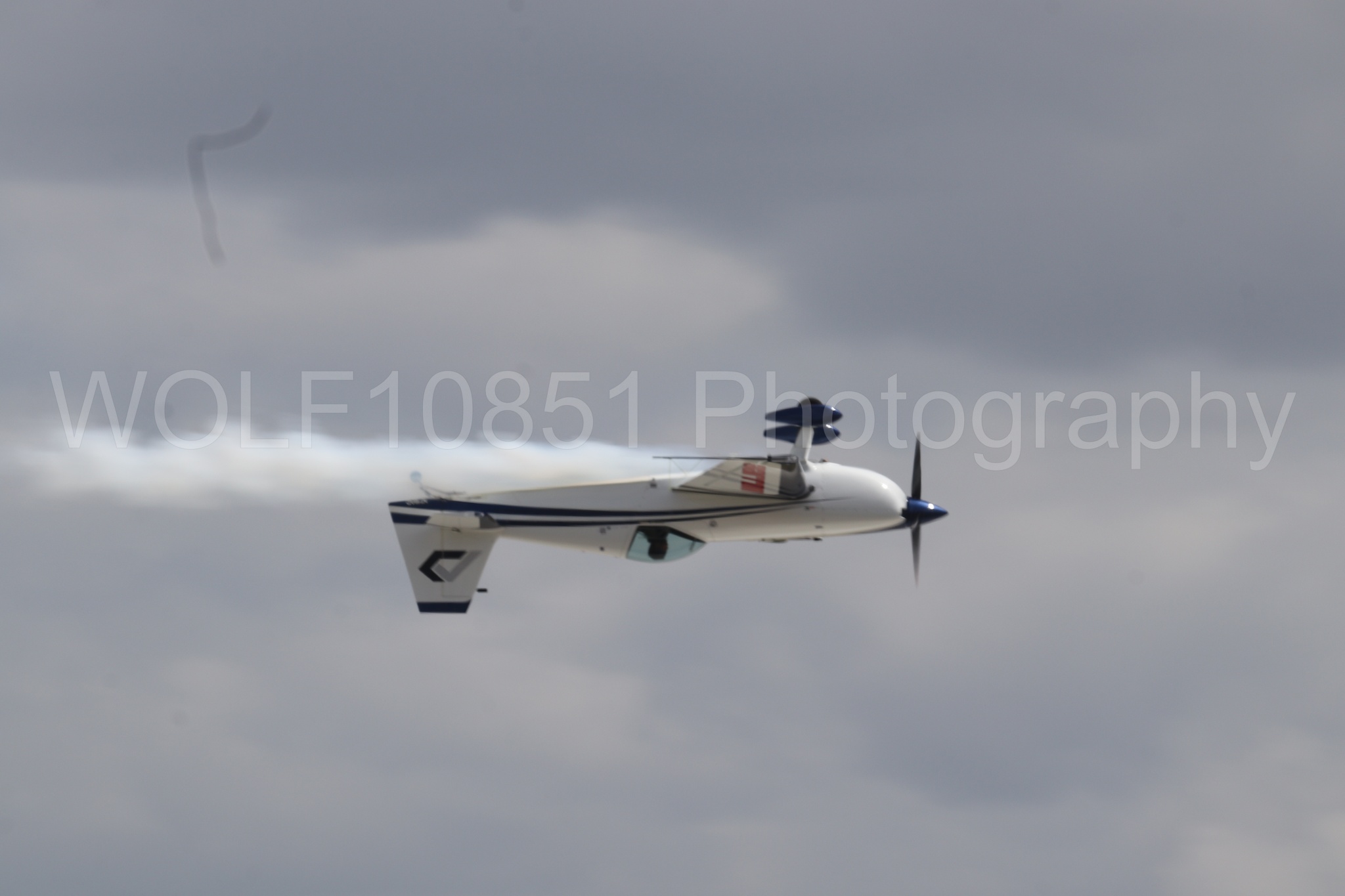 Extra 330 SC | Aarron Deliu | WOLF10851 Photography