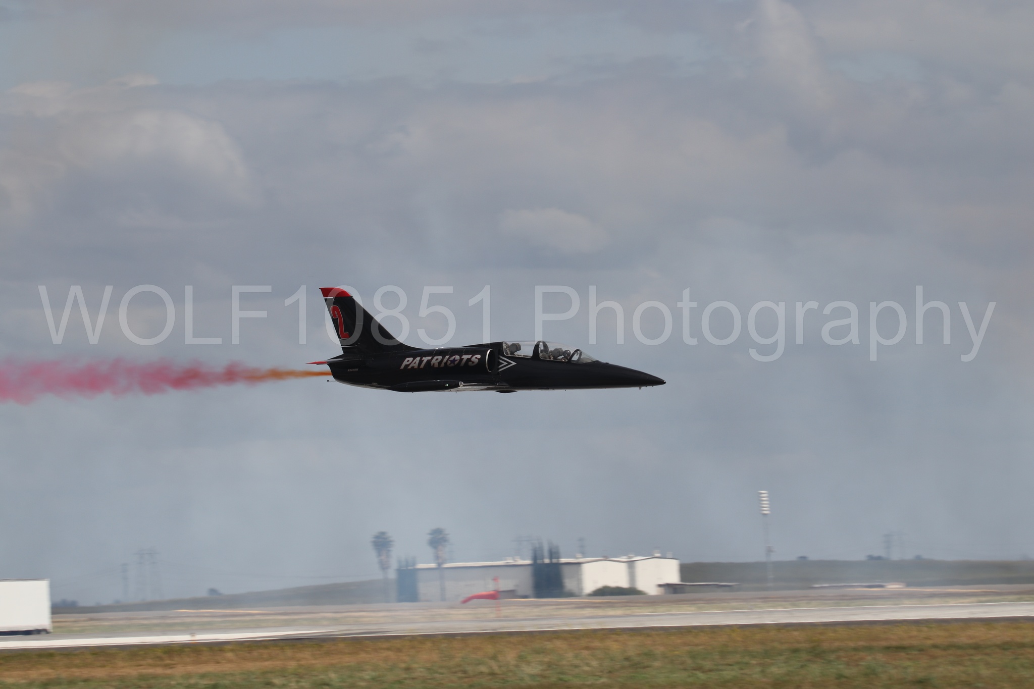 L-39 Albatros | All Black Red lettering | The Patriots Jet Demonstration Team | WOLF10851 Photography